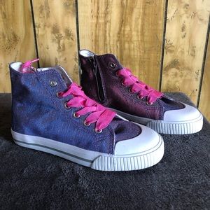 Color Shift Mid Shoes